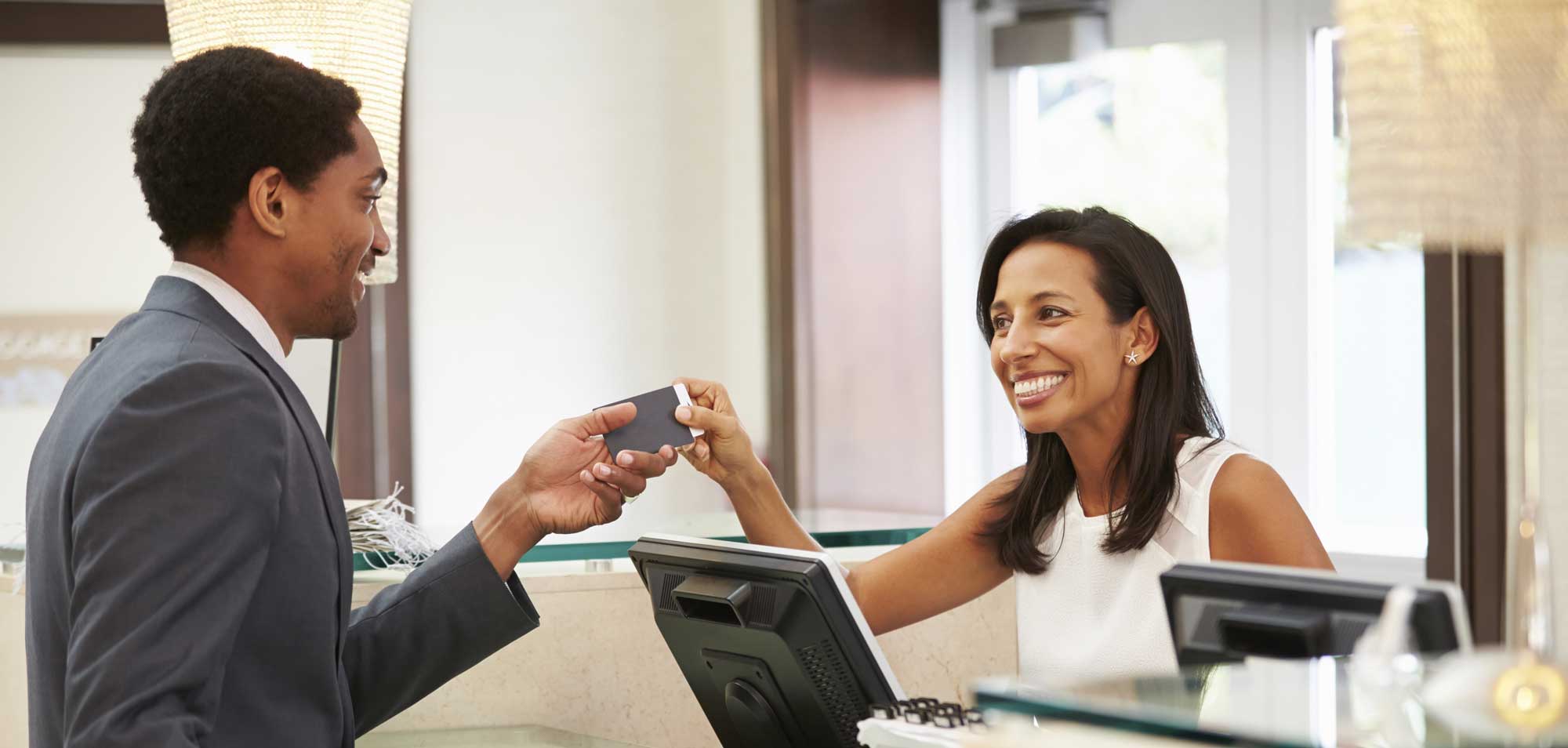 Featured image for Want More Good Reviews? Train Your Customers And Make It Easy For Them